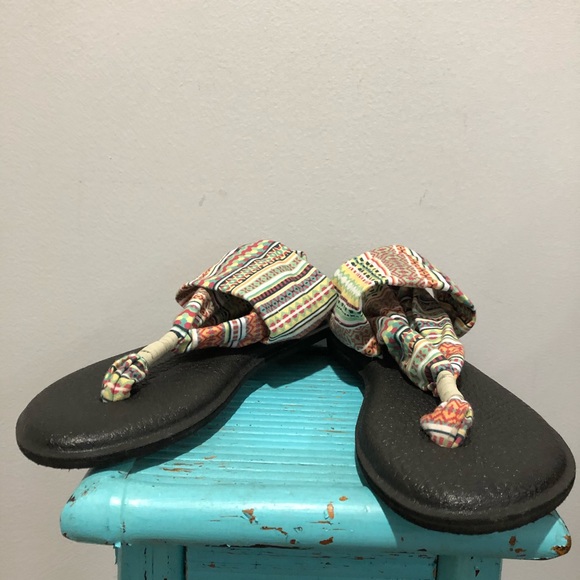 Sanuk Shoes Sanuk Yoga Sandals Size 7 Poshmark
